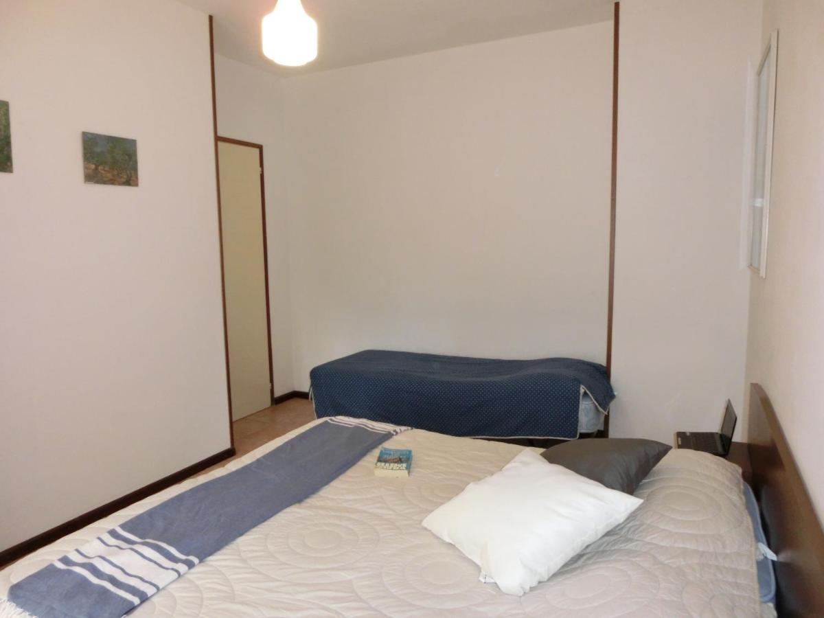 Condominio Lero Бибионе Екстериор снимка