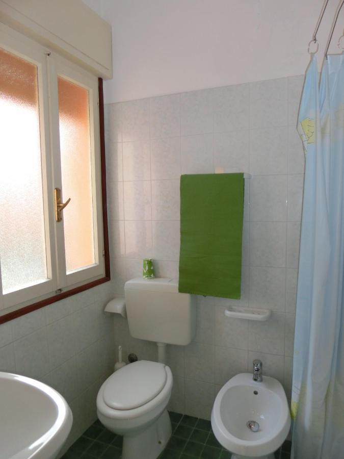 Condominio Lero Бибионе Екстериор снимка
