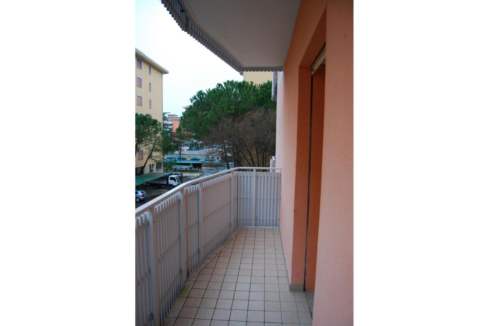 Condominio Lero Бибионе Екстериор снимка