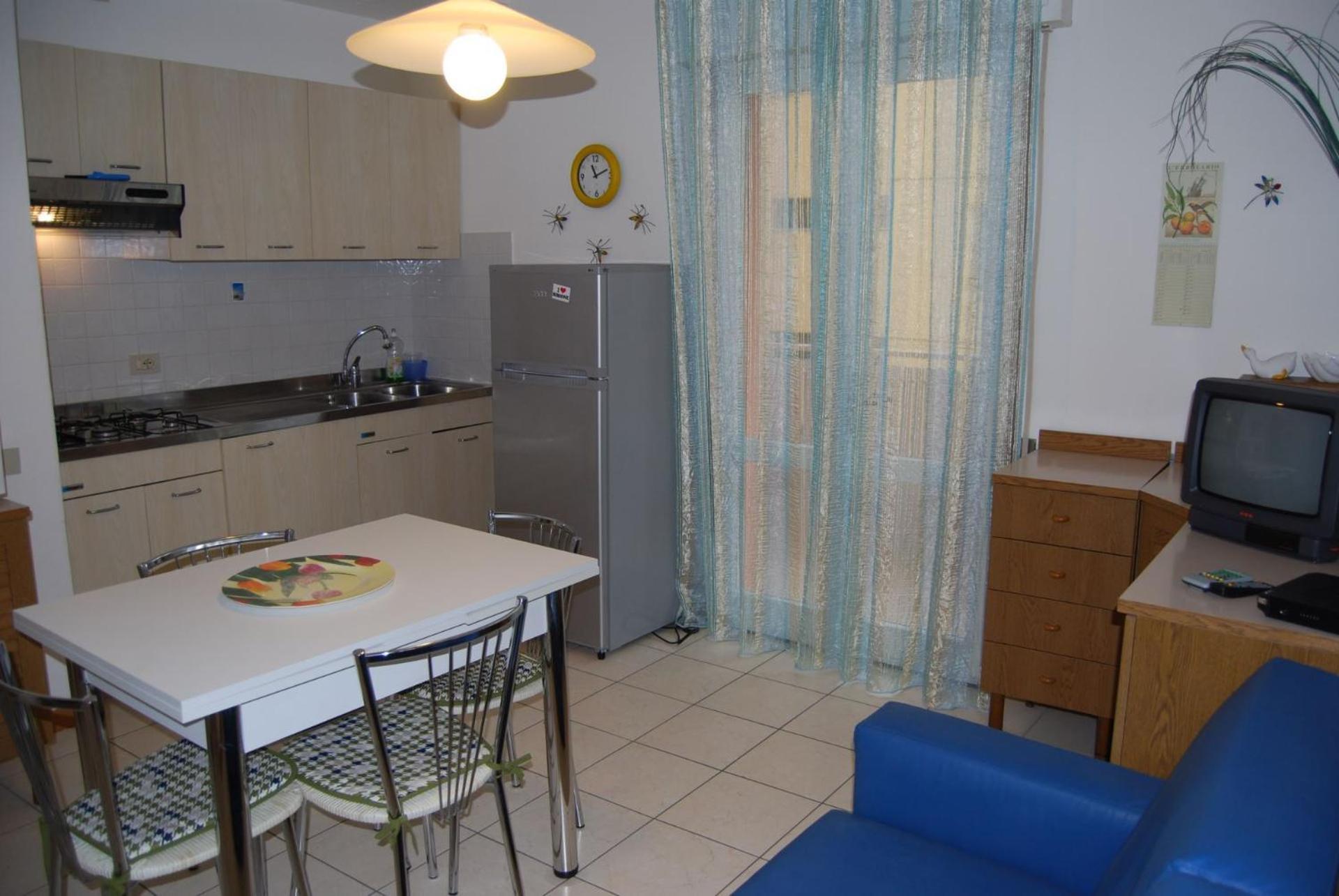 Condominio Lero Бибионе Екстериор снимка